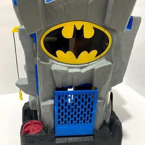 Imaginext DC Batman Batcave